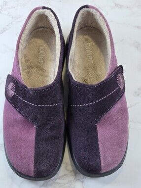 hotter Two-Tone Plum Suede Slip-Ons with Embroidered Accent(B25)